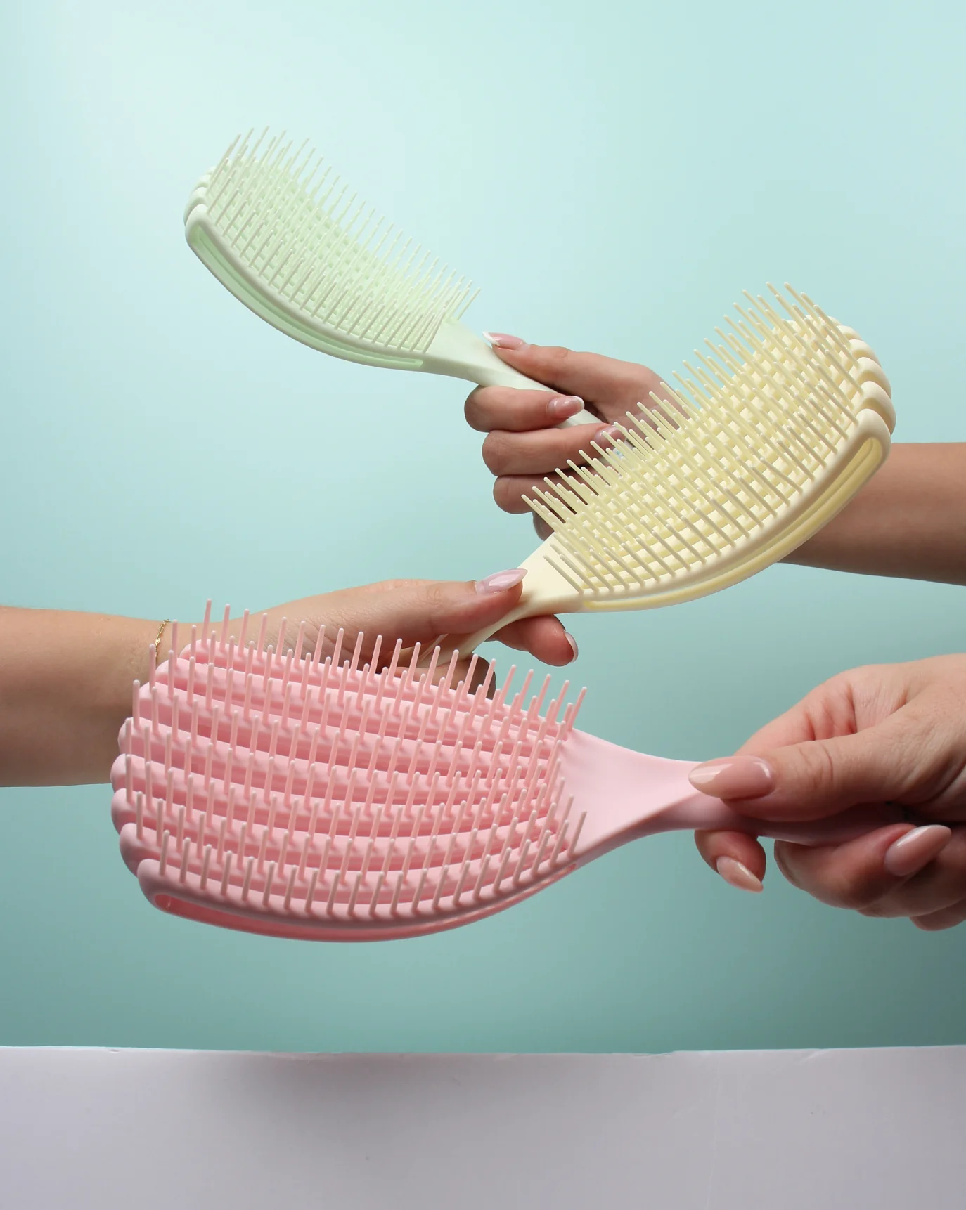 FlexiFlow Detangler - Butter Yellow - Image 3